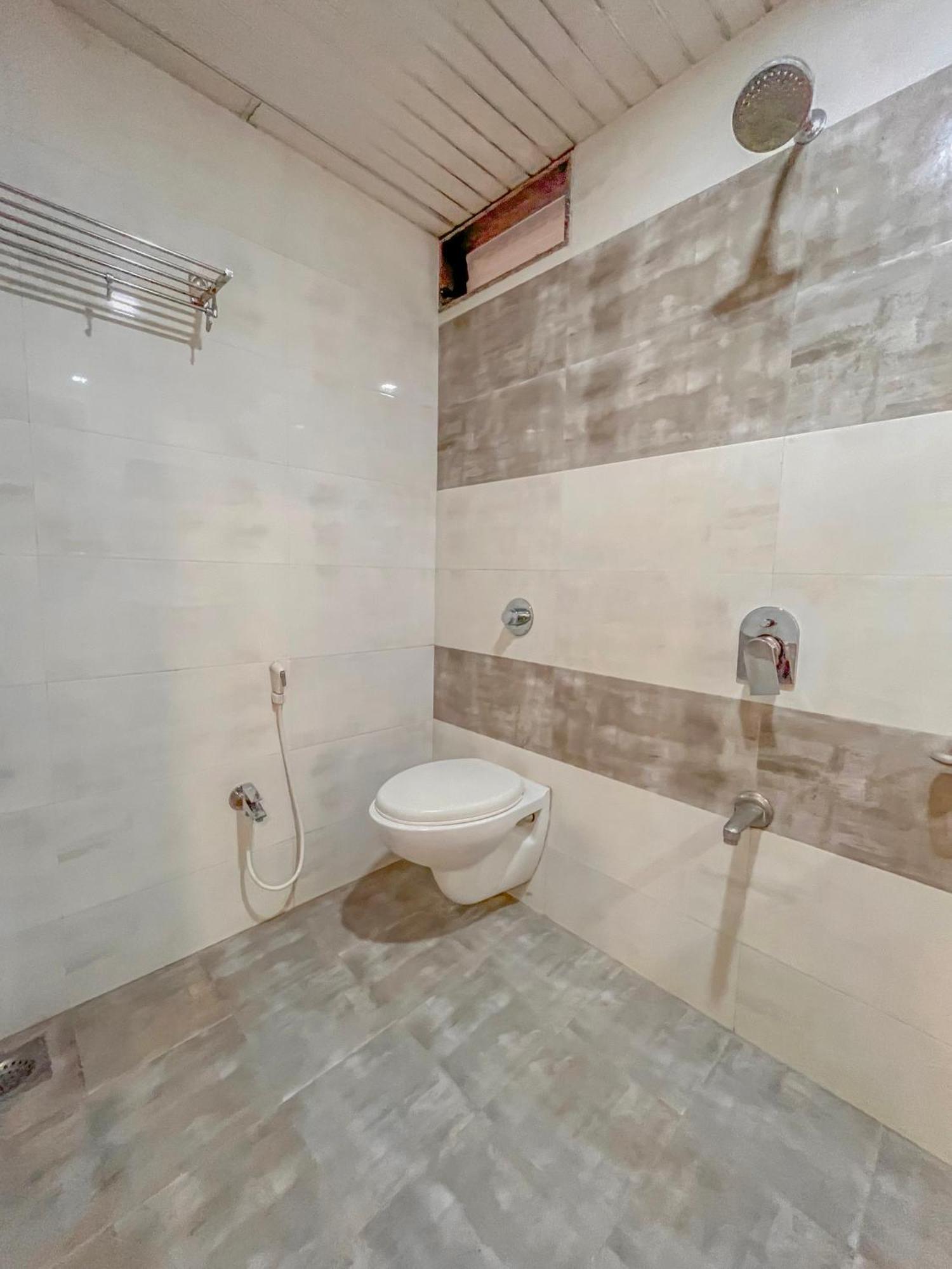 Stayguru Park View Residency Bhuj Exterior foto