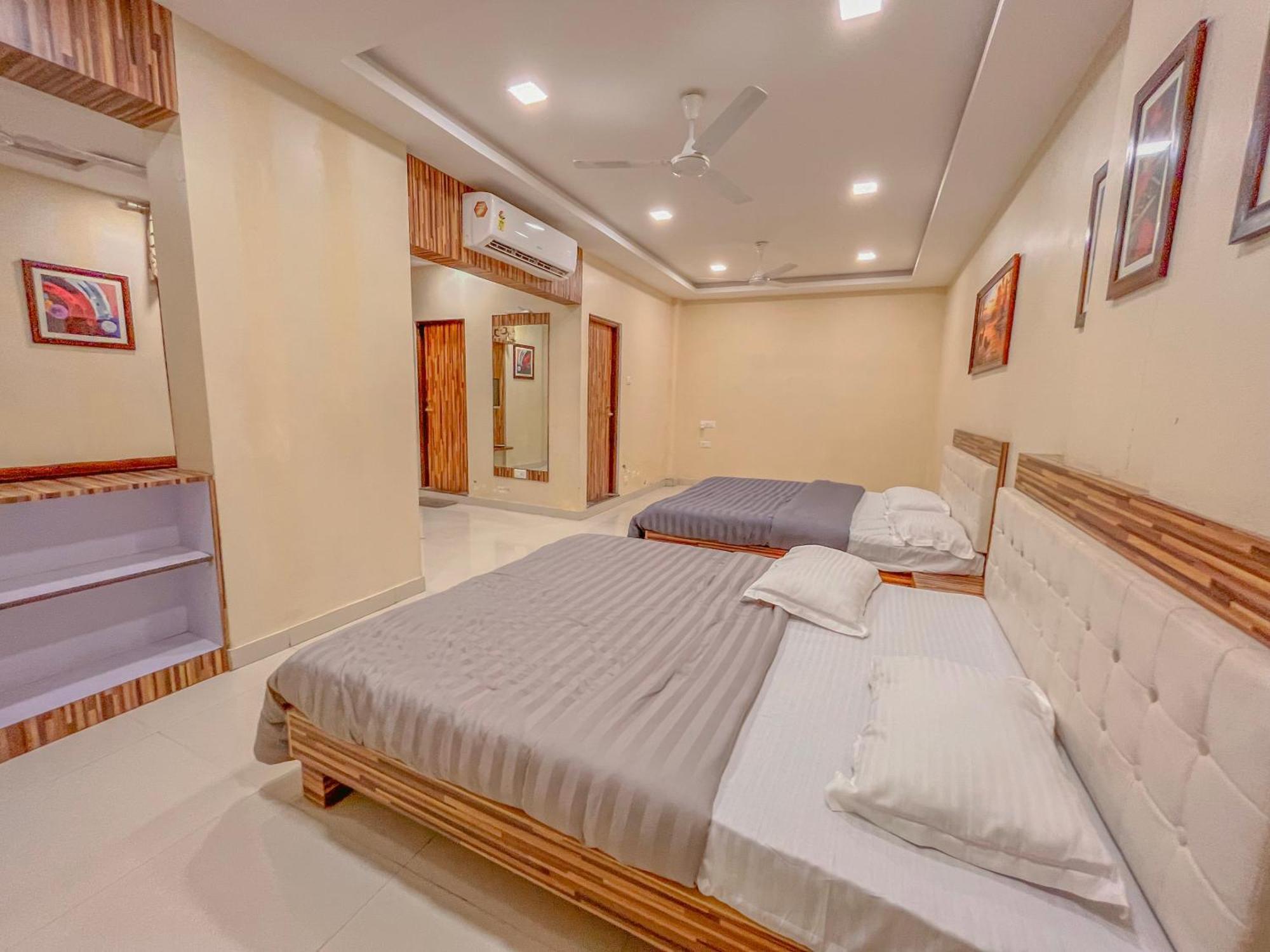 Stayguru Park View Residency Bhuj Exterior foto