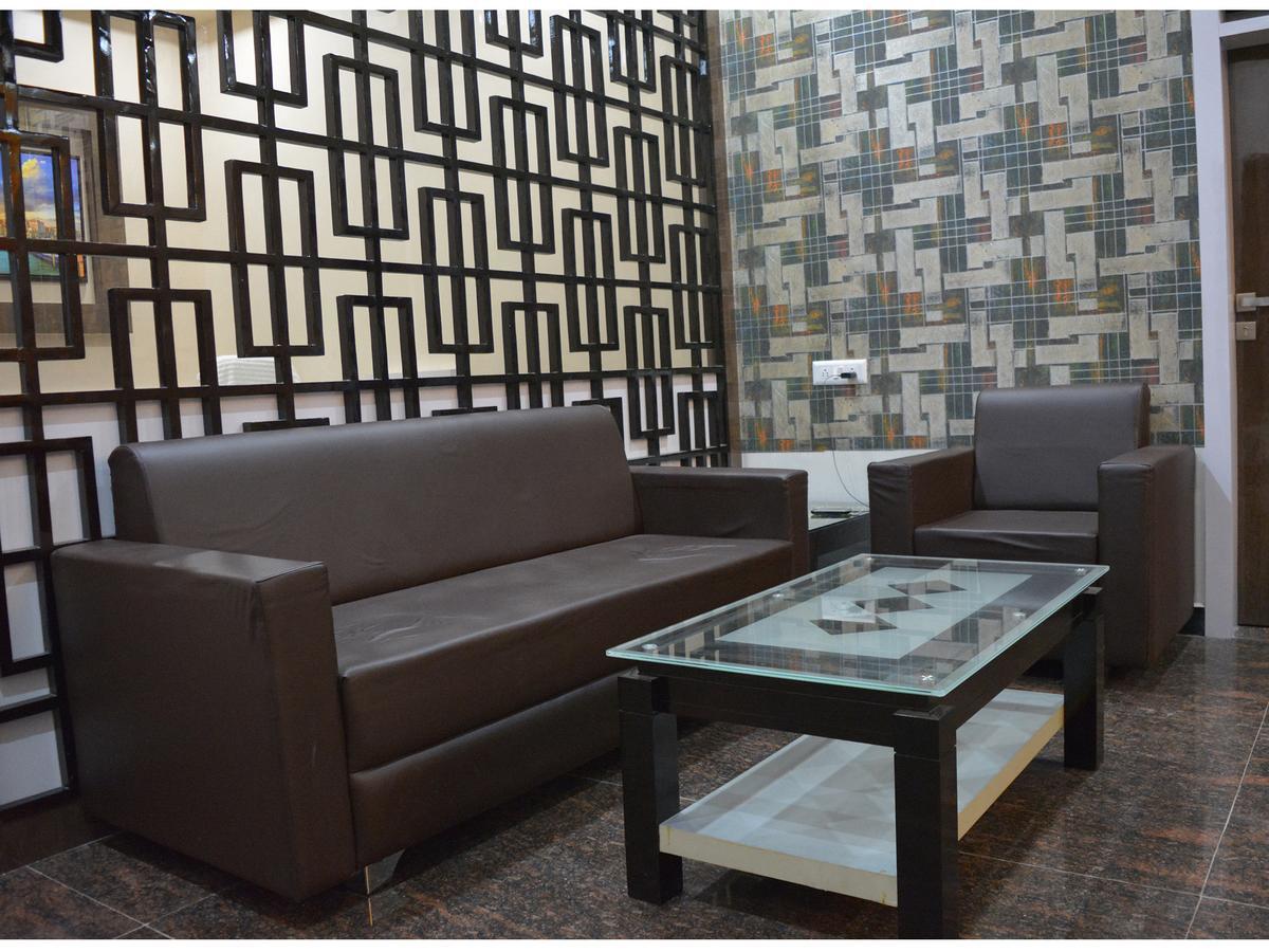 Stayguru Park View Residency Bhuj Exterior foto