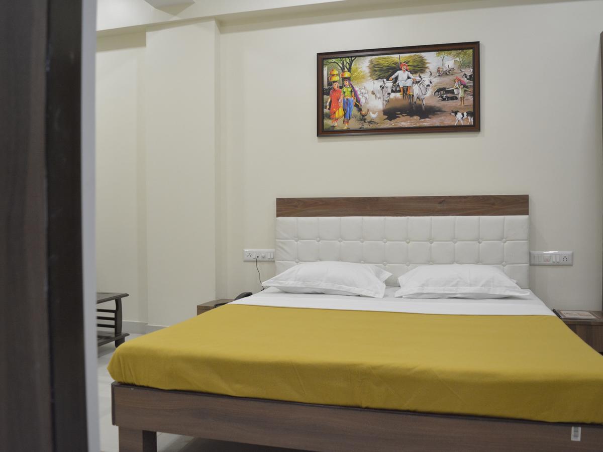 Stayguru Park View Residency Bhuj Exterior foto